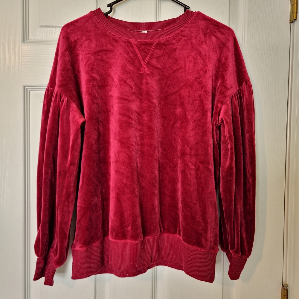 Gilligan and O'Malley velvet sweater